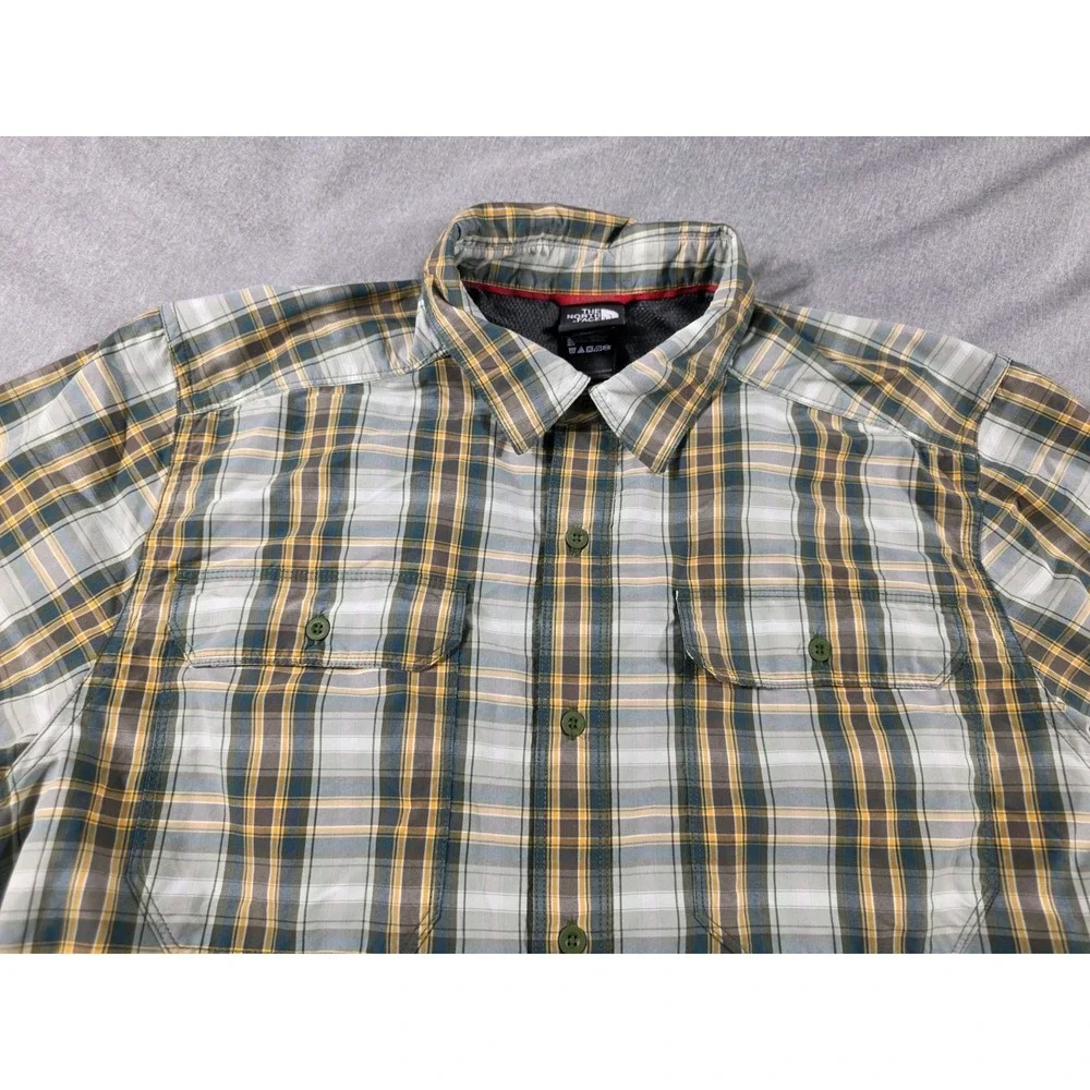 The North Face Shirt Mens Large Sage Green Plaid S/S Hiking,‎ Fishing, Camping